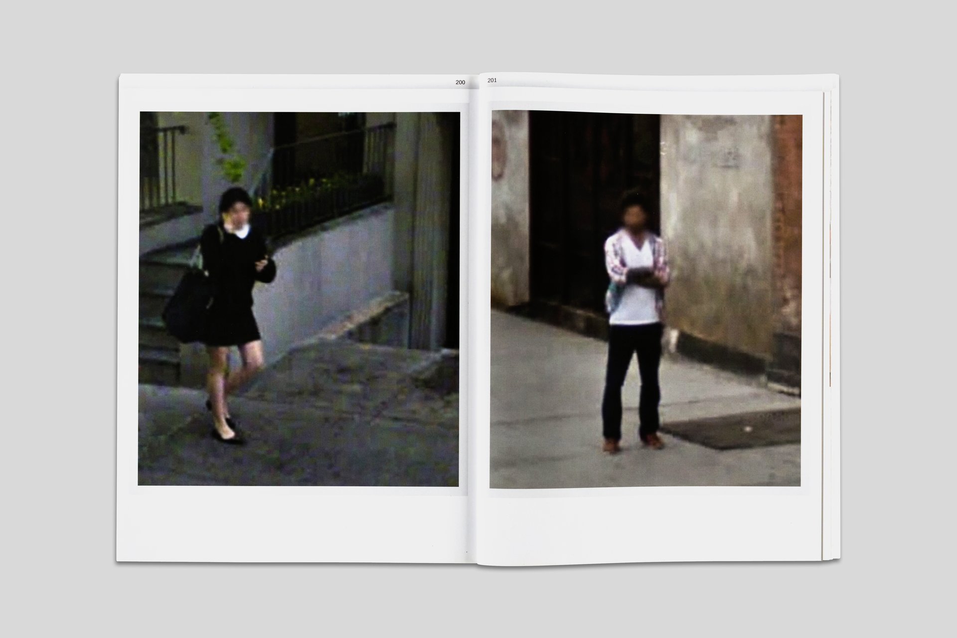 Privat/Privacy by Various, spread